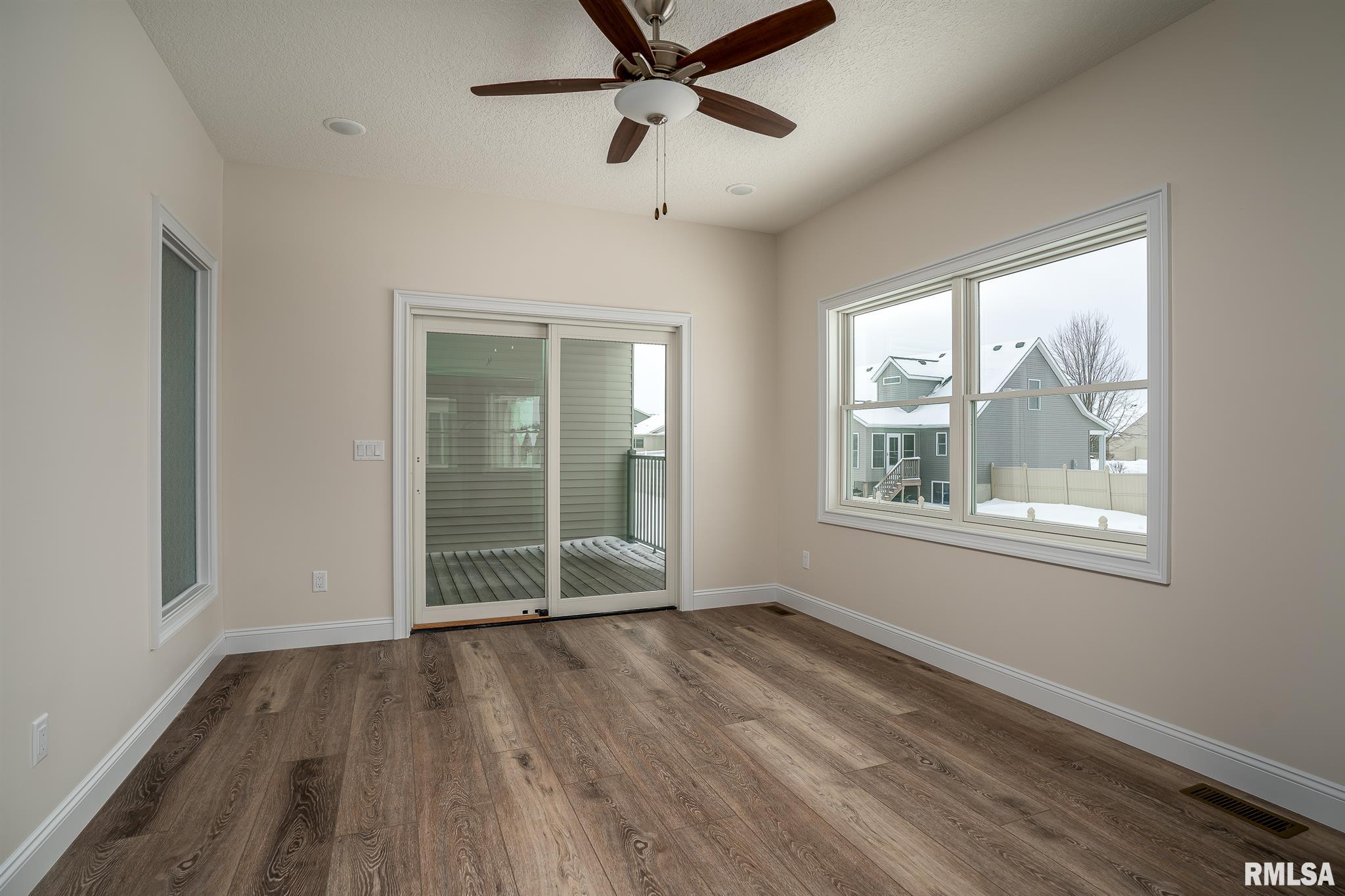 516 Kevin Road Blue Grass, IA 52726 - Photo 13 of 24 Gallery Image 13
