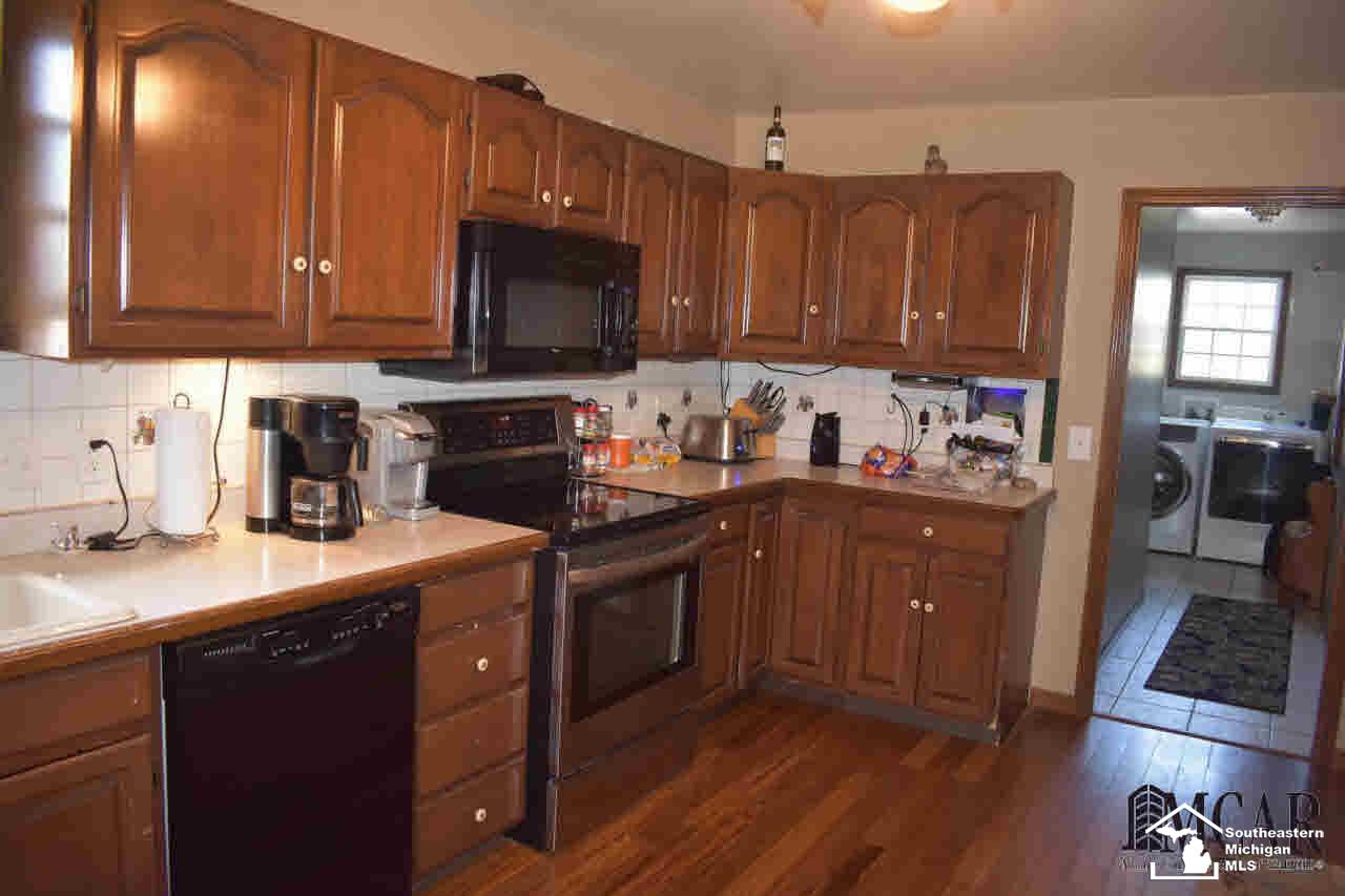 13170 Dixon Road Dundee, MI 48131 - Photo 5 of 19