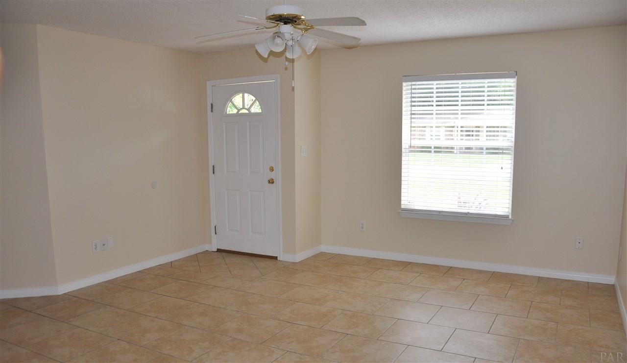 5871 Locust Street Milton, FL 32570 - Photo 2 of 11