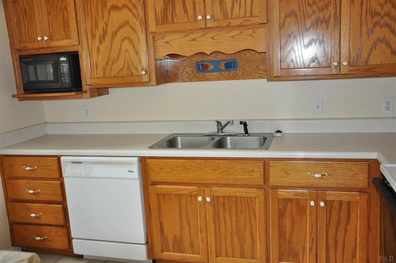 5871 Locust Street Milton, FL 32570 - Photo 7 of 11