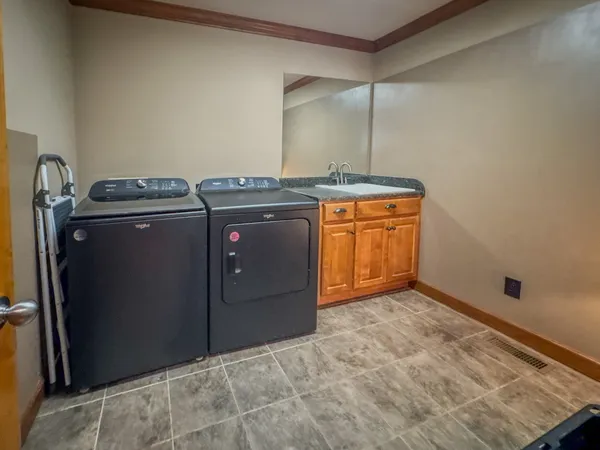 $699,000 | 410 Britton Hollow Road, Pulaski, TN 38478