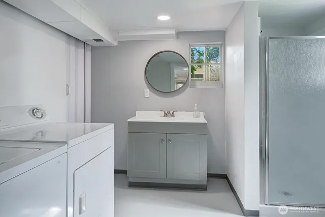 $3,750 | 19330 20th Avenue Northwest, Shoreline, WA 98177