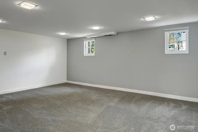 $3,750 | 19330 20th Avenue Northwest, Shoreline, WA 98177