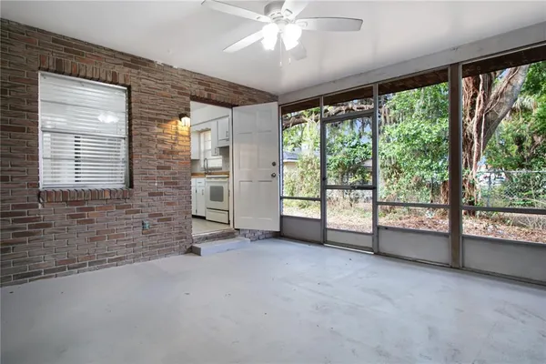 $1,395 | 2287 Avenue G Northwest, Unit B, Winter Haven, FL 33881