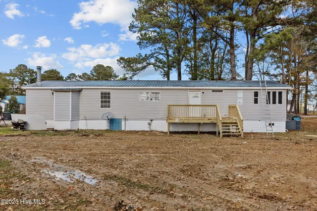 $180,000 | 1095 James Road, Robersonville, NC 27871