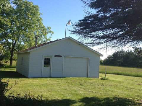 8432 Calkins Road Flint, MI 48532 - Photo 3 of 38 20403068-2.JPG