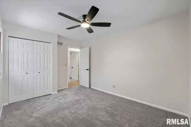 $239,900 | 1005 5th Street A, Hampton, IL 61256