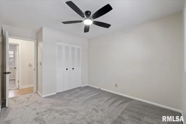 $239,900 | 1005 5th Street A, Hampton, IL 61256