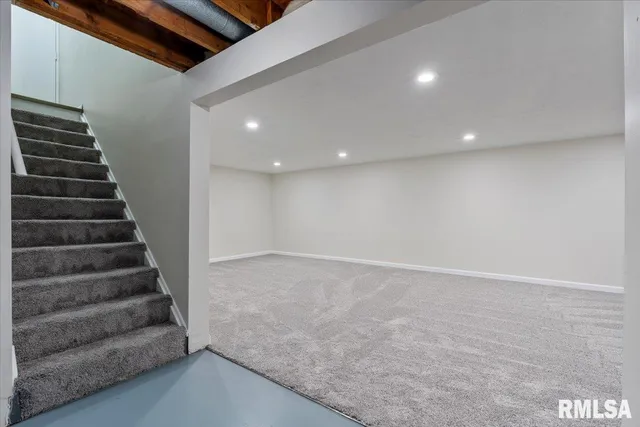 $239,900 | 1005 5th Street A, Hampton, IL 61256