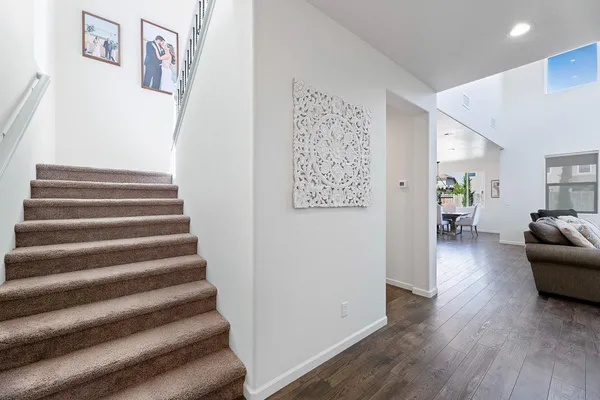 $679,000 | 1006 La Canada Avenue, Clovis, CA 93619