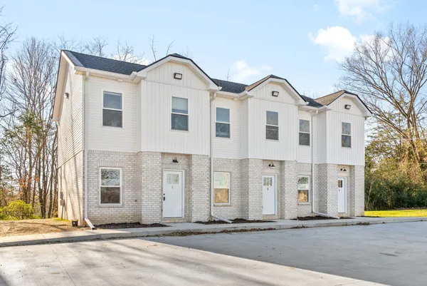 $1,370,000 | 1660 Golf Club Lane, Clarksville, TN 37043