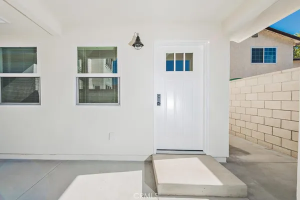 $3,200 | 547 North Olive Street, Orange, CA 92867