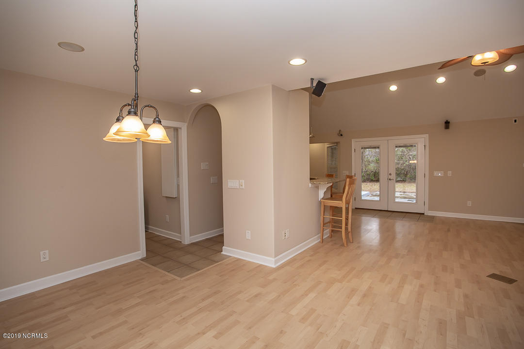 69 Persimmon Road Southwest Carolina Shores, NC 28467 - Photo 5 of 40 A22A0923