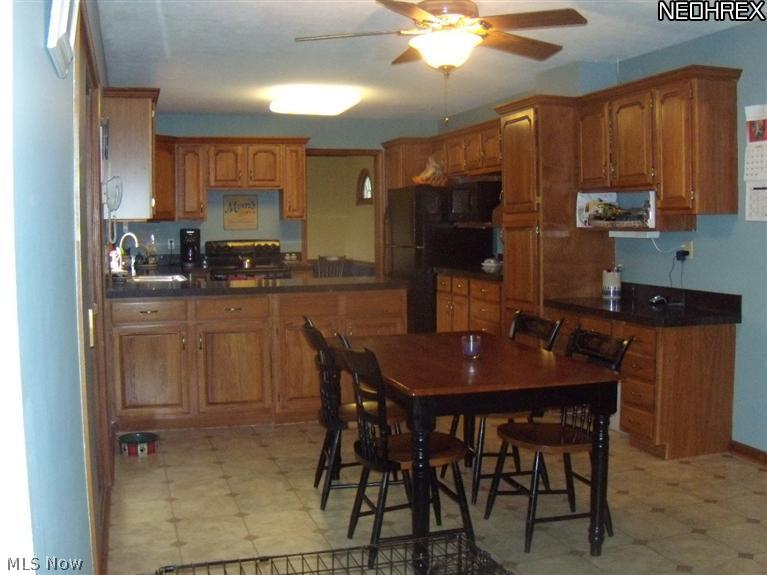 9150 Cambridge Road Chardon, OH 44024 - Photo 15 of 25