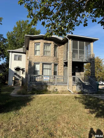 $175,000 | 320 North Sherman Avenue, Macomb, IL 61455