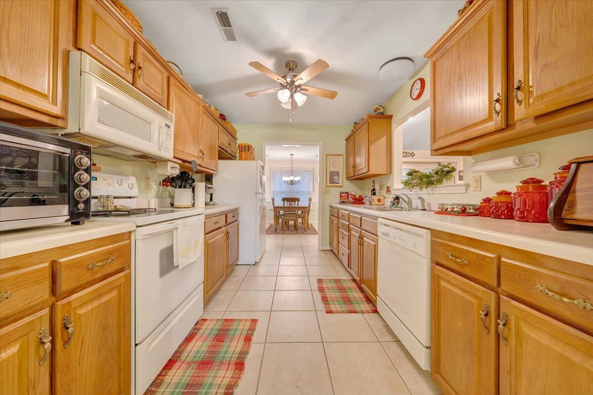 198 Eagle Ridge Roanoke, VA 24012 - Photo 16 of 37 16-MIB05180