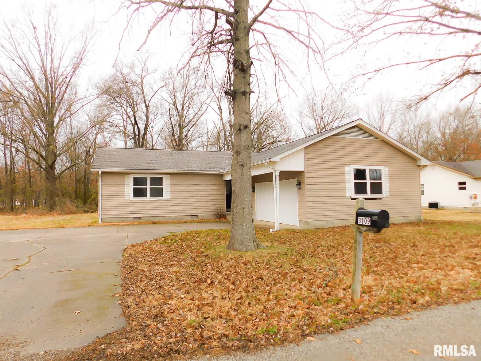 3109 Weaver Road Herrin, IL 62948 - Photo 1 of 25 Gallery Image 1