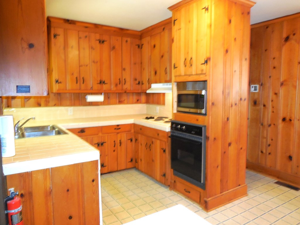 288 Pinehill Road Orangeburg, SC 29115 - Photo 11 of 30 Kitchen
