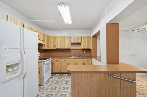 $650,000 | 490 East 45th Street, Hialeah, FL 33013