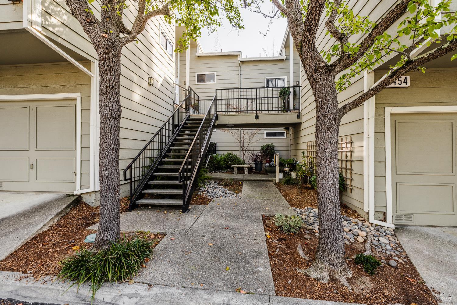 2454 Sebastopol Lane Hayward, CA 94542 - Photo 8 of 35 a view of a pathway with a house