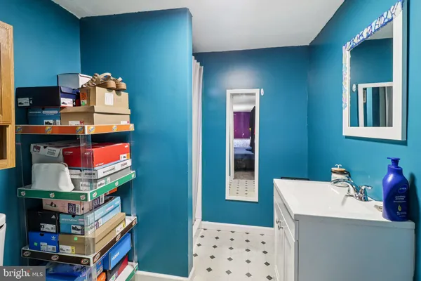 $70,000 | 190 Boones Drive, Lothian, MD 20711