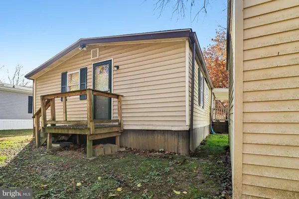 $70,000 | 190 Boones Drive, Lothian, MD 20711