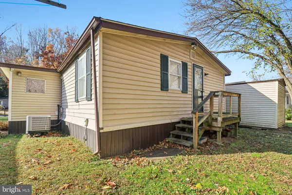 $70,000 | 190 Boones Drive, Lothian, MD 20711