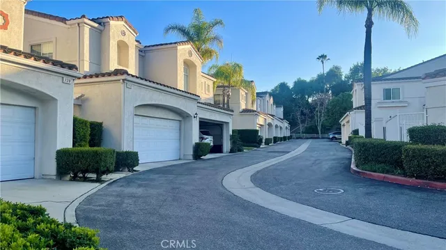 $626,000 | 309 Vía Moreno, Pomona, CA 91766