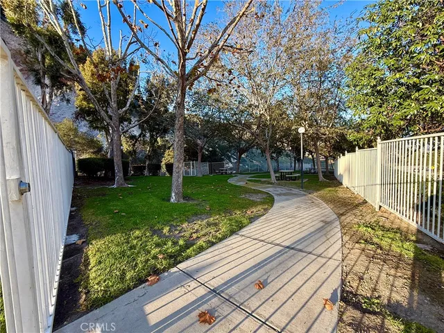 $626,000 | 309 Vía Moreno, Pomona, CA 91766