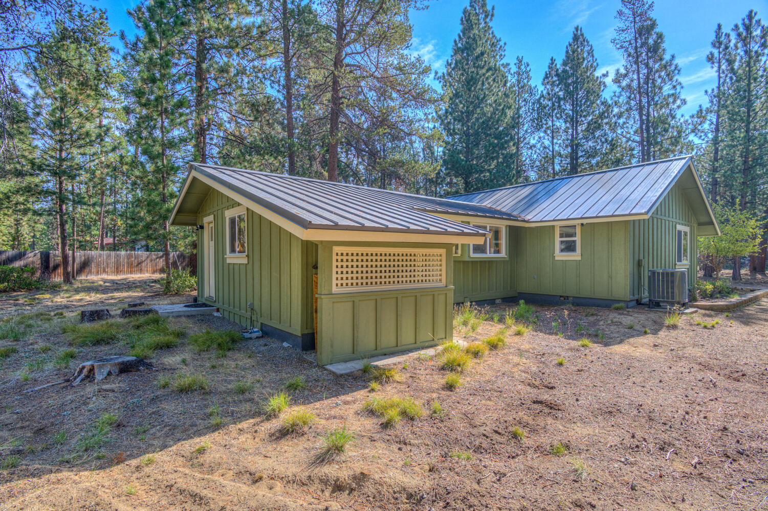 17592 Holgate Road La Pine, OR 97739 - Photo 10 of 28 17592 Holgate Ct., LaPine, OR - 10