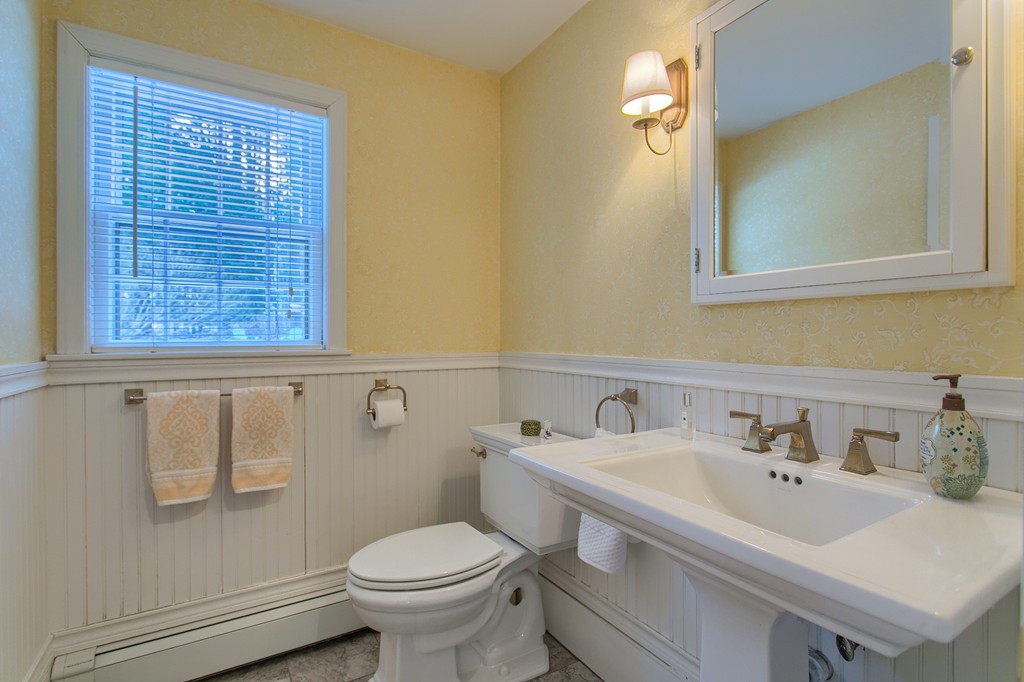 13 Landmark Road Westford, MA 01886 - Photo 13 of 30 Gallery Image 13