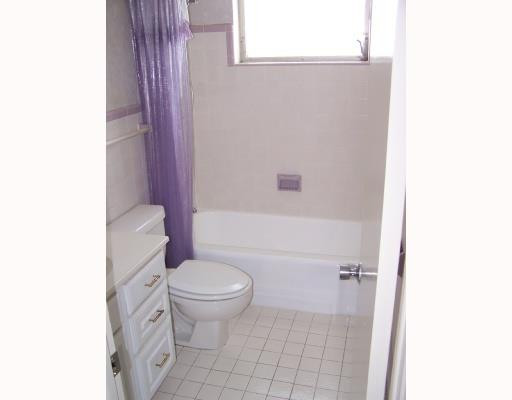2005 North 31st Road Hollywood, FL 33021 - Photo 7 of 7 Bath/Spa Master