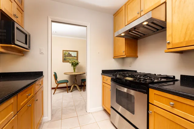 $746,000 | 126 West Calle Crespis, Unit 6, Santa Barbara, CA 93105