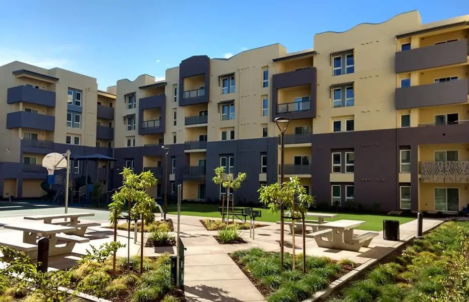 200 East 10th Street Gilroy, CA 95020 - Photo 1 of 14 a view of a building and street view