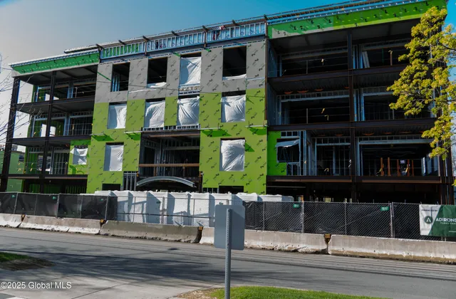 $1,295,000 | 78 Church Street, Unit 202, Saratoga Springs, NY 12866