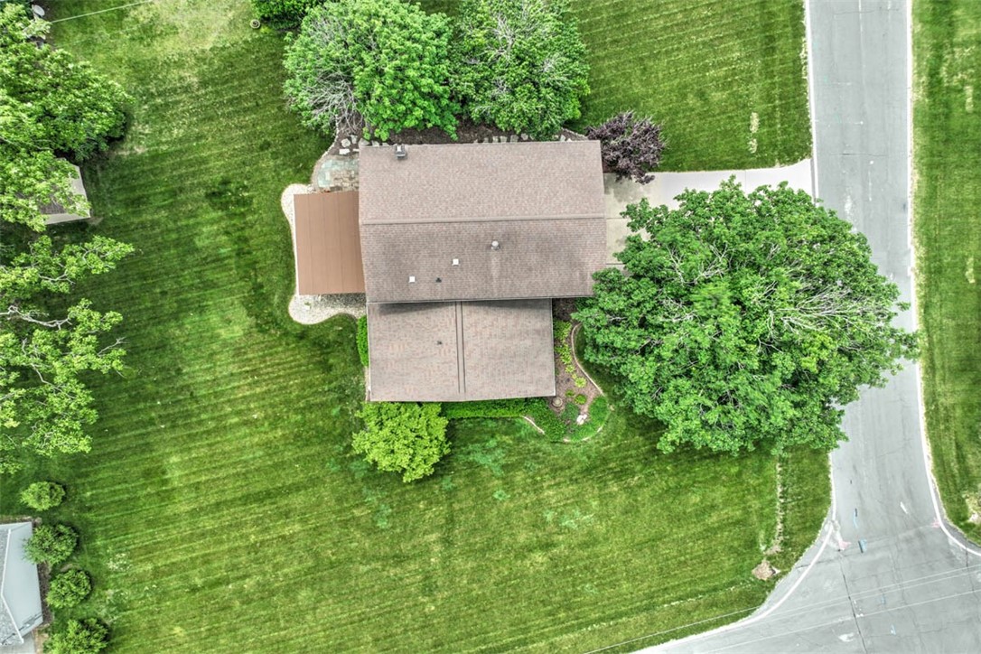 3012 Crestwood Drive Decatur, IL 62521 - Photo 5 of 36