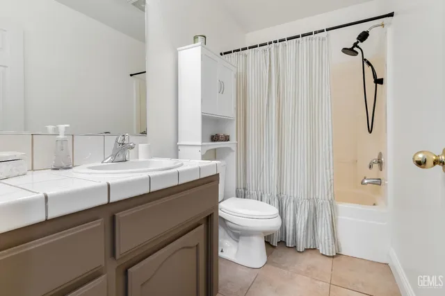 $399,000 | Undisclosed Address, Bakersfield, CA 93308