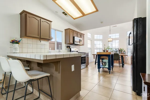 $399,000 | Undisclosed Address, Bakersfield, CA 93308