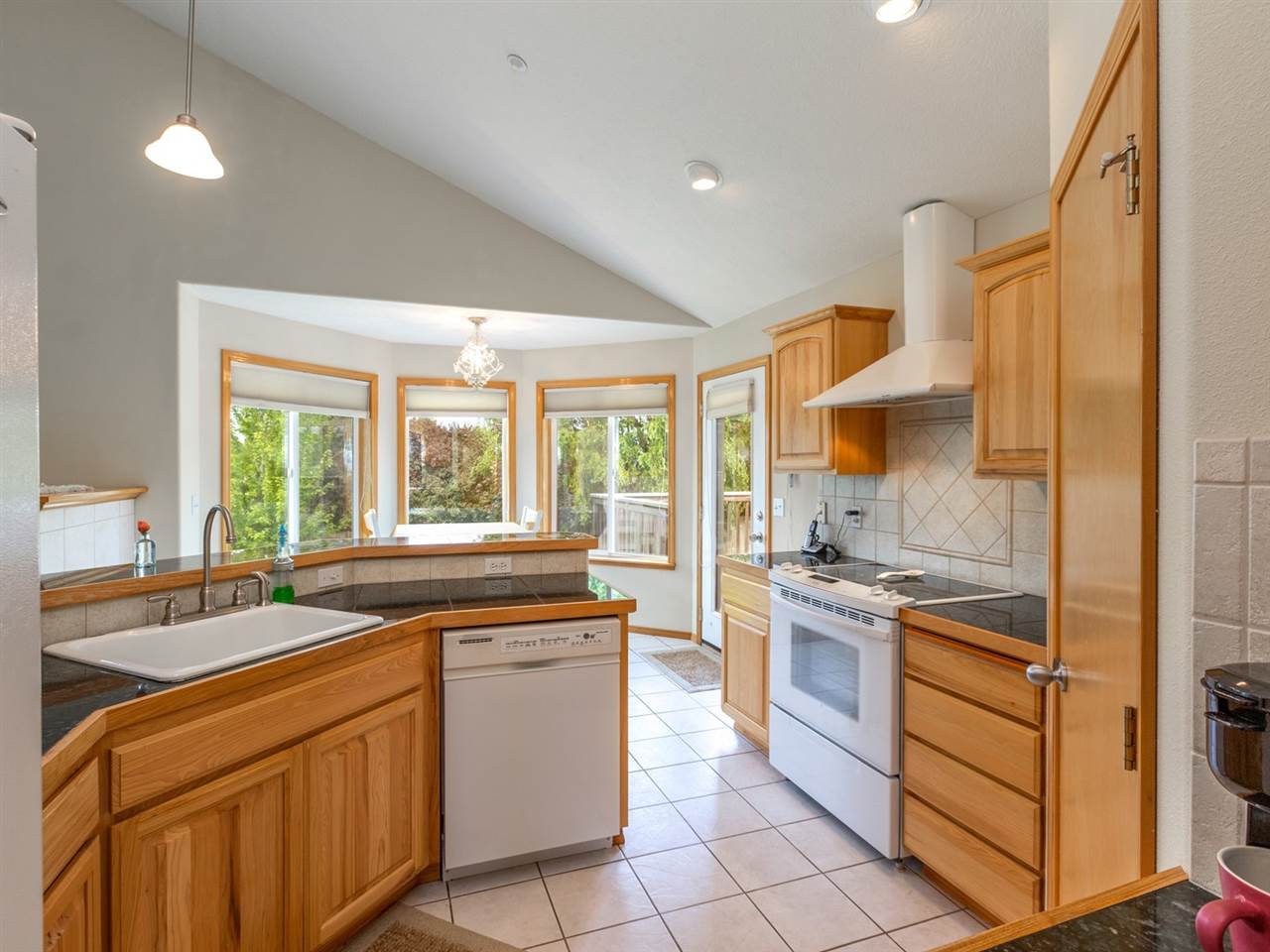 2806 West Westover Road Spokane, WA 99208 - Photo 12 of 20