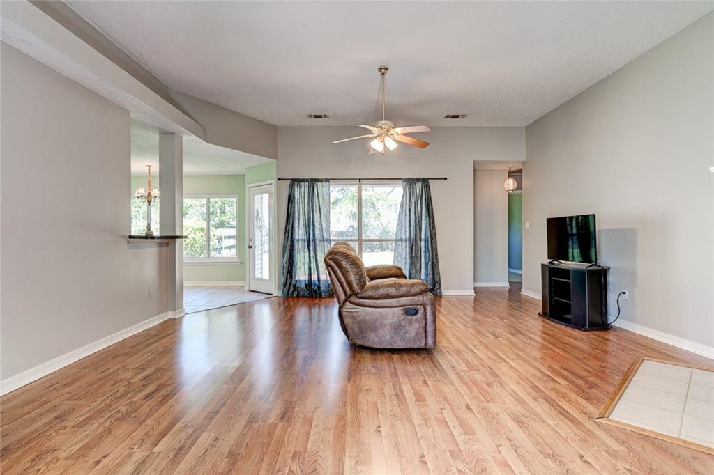 2406 Robin Street Slidell, LA 70460 - Photo 5 of 23 Gallery Image 5