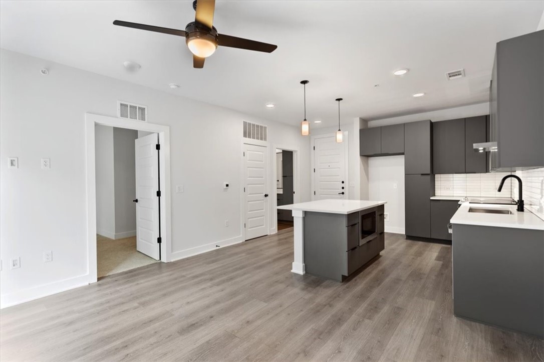 2220 Webberville Road, Unit 318 Austin, TX 78702 - Photo 3 of 21
