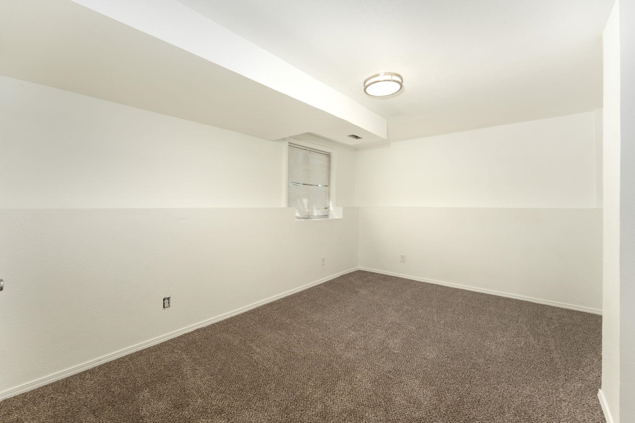 5724 North Nevada Street Spokane, WA 99208 - Photo 11 of 33