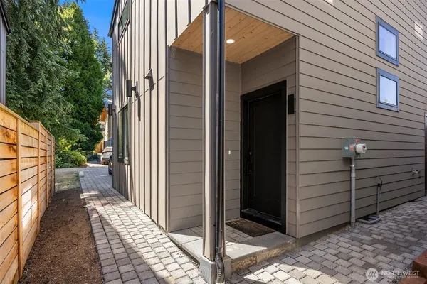 $725,000 | 1257 Northeast 100th Street, Seattle, WA 98115
