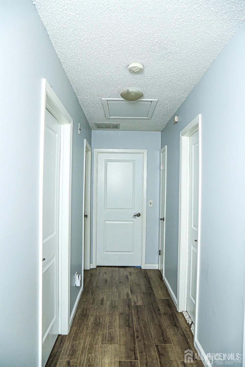 5805 Hana Road Edison, NJ 08817 - Photo 16 of 33