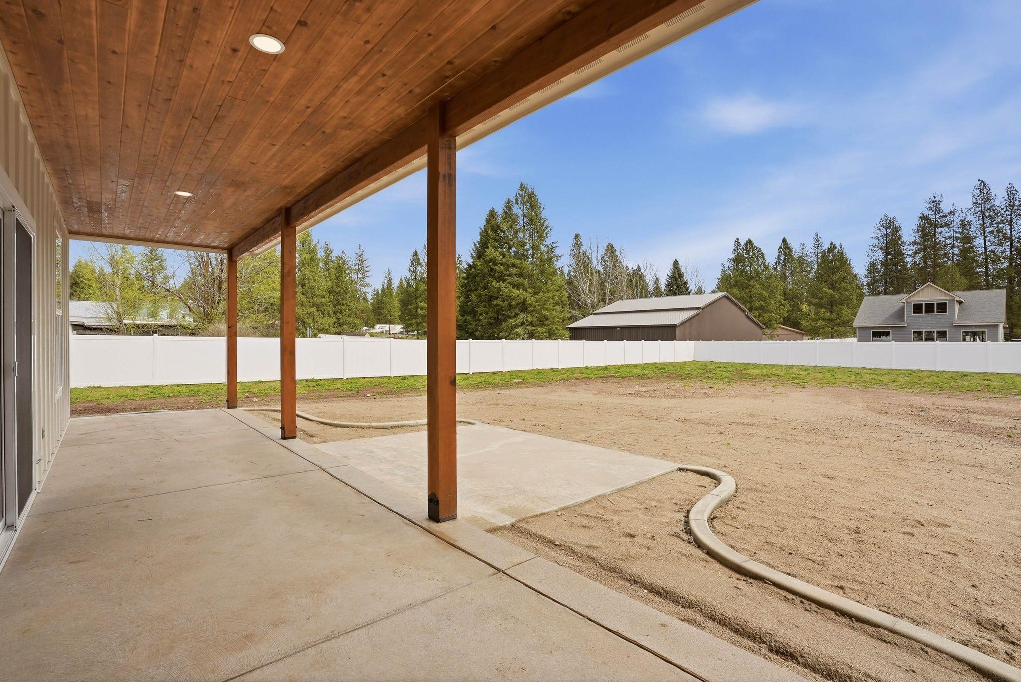 25720 North Yale Road Chattaroy, WA 99003 - Photo 28 of 31