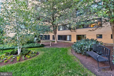 $225,000 | 5410 Connecticut Avenue Northwest, Unit 108, Washington, DC 20015