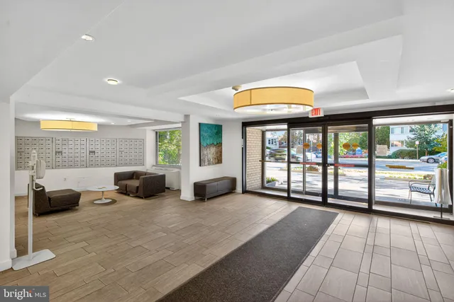 $225,000 | 5410 Connecticut Avenue Northwest, Unit 108, Washington, DC 20015