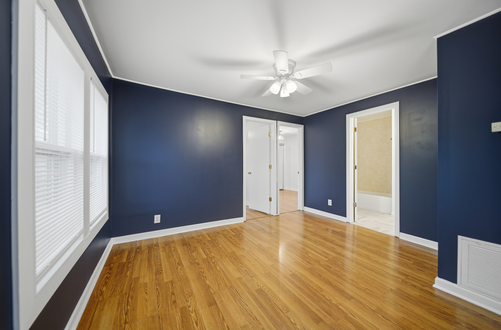 905 South 5th Street DeKalb, IL 60115 - Photo 13 of 17