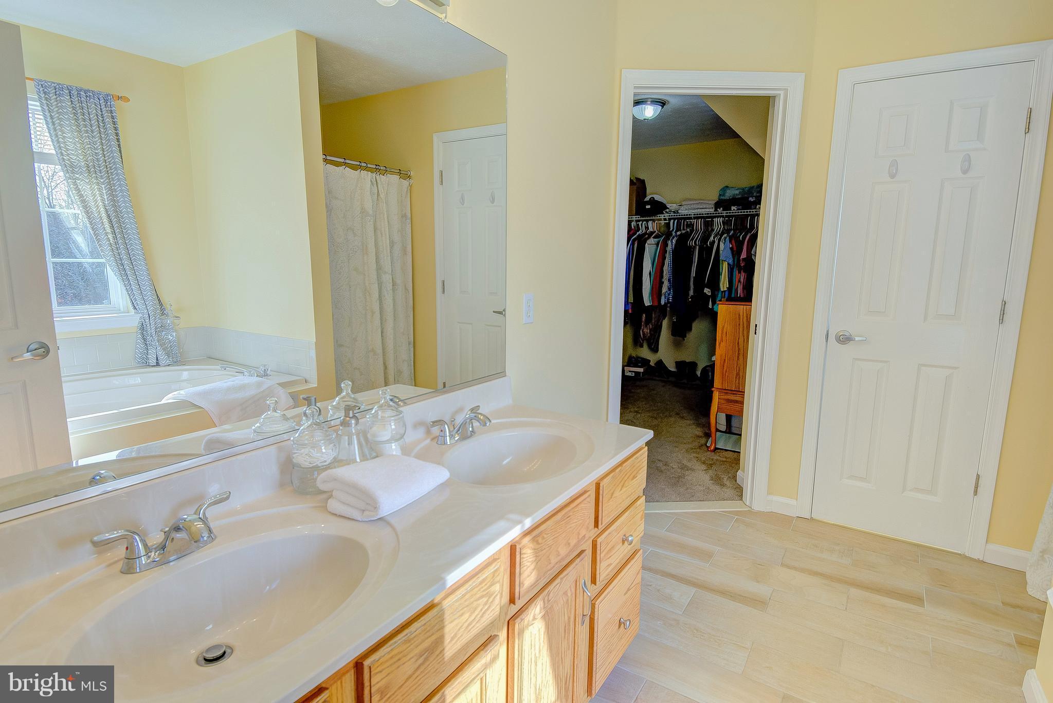 3856 Sixes Road Prince Frederick, MD 20678 - Photo 18 of 28 Master Bath