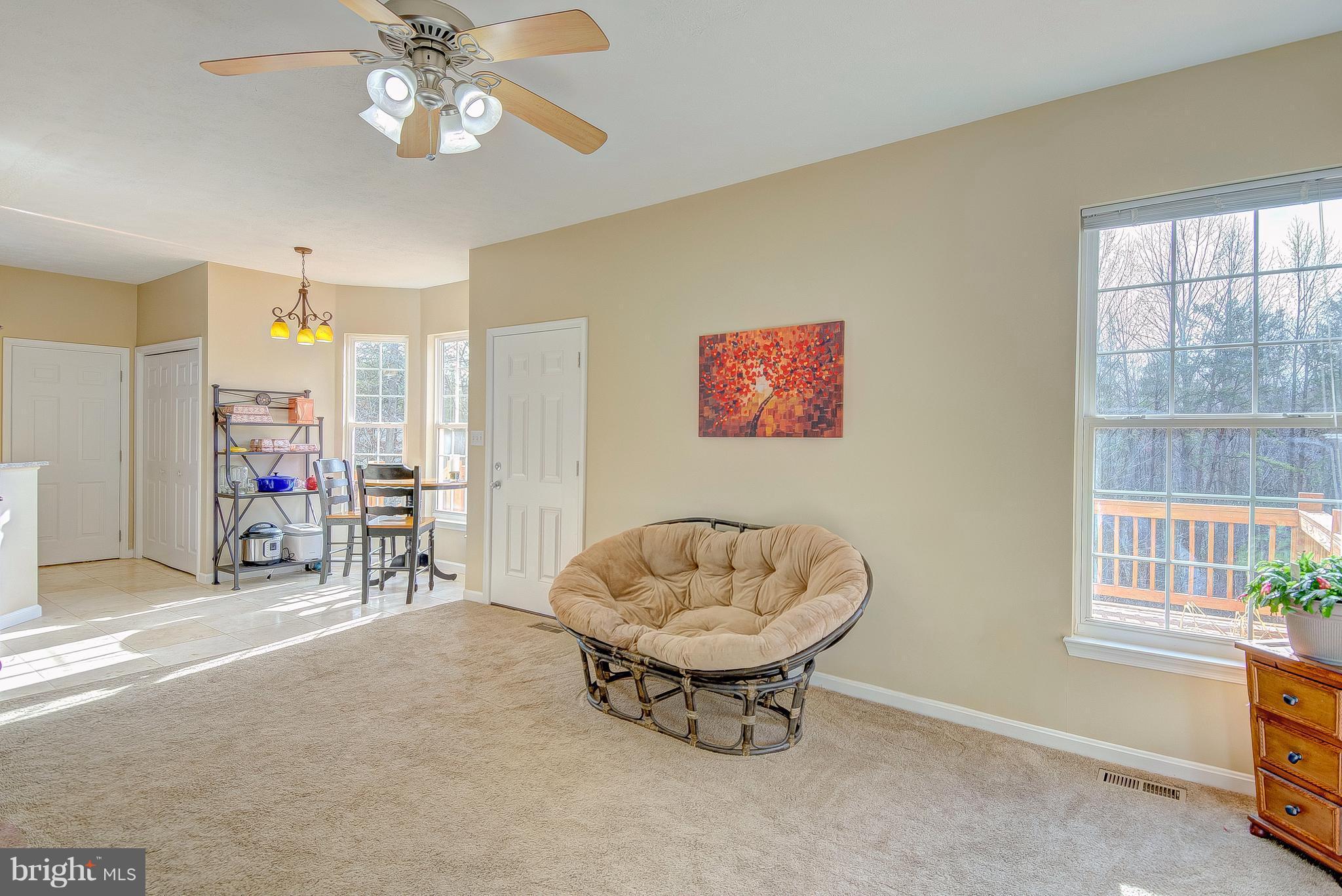 3856 Sixes Road Prince Frederick, MD 20678 - Photo 22 of 28 Living Room